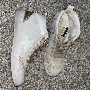 ShuShop Sneakers